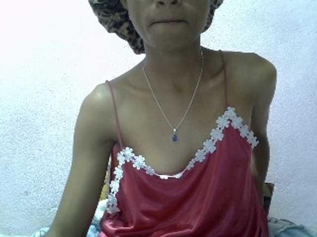 Yalane live cam on BongaCams