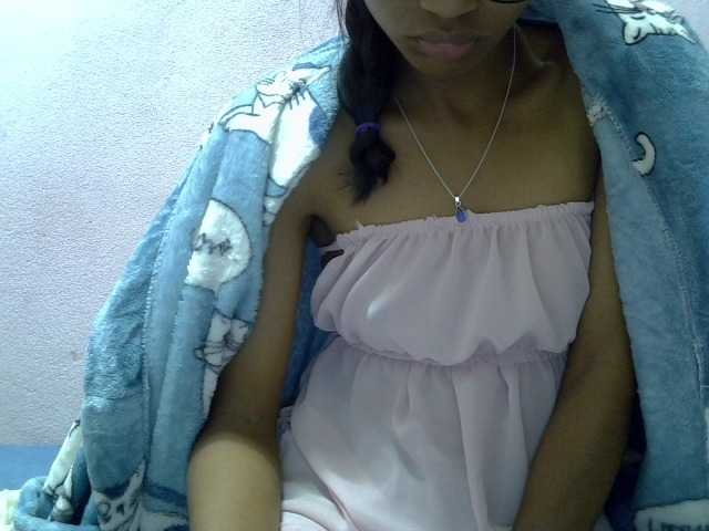 Yalane live cam on BongaCams