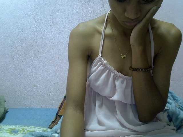 Yalane live cam on BongaCams