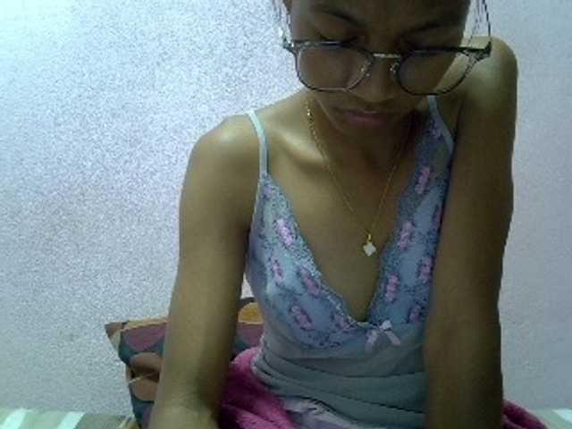 Yalane live cam on BongaCams