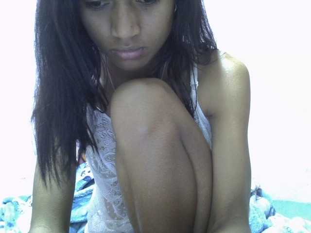 Yalane live cam on BongaCams