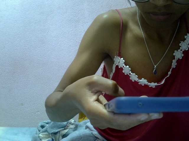 Yalane live cam on BongaCams
