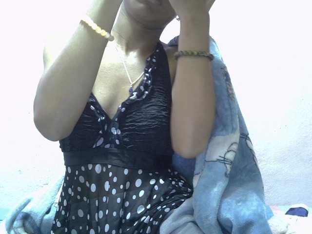 Yalane live cam on BongaCams