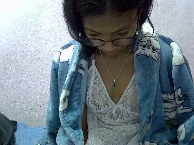 Yalane live cam on BongaCams