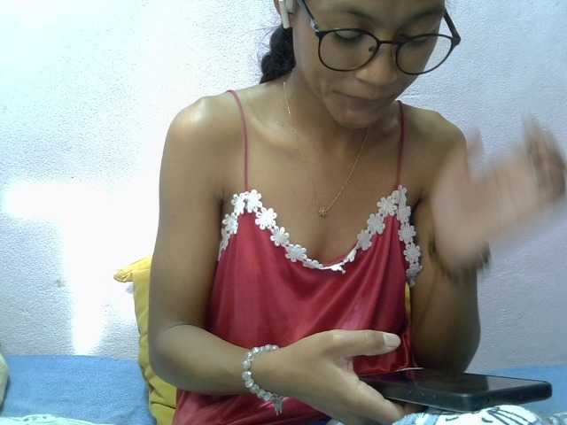 Yalane live cam on BongaCams
