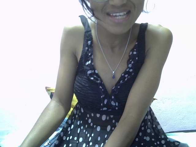 Yalane live cam on BongaCams