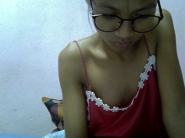 Yalane live cam on BongaCams