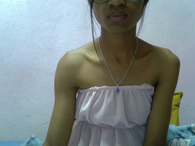 Yalane live cam on BongaCams
