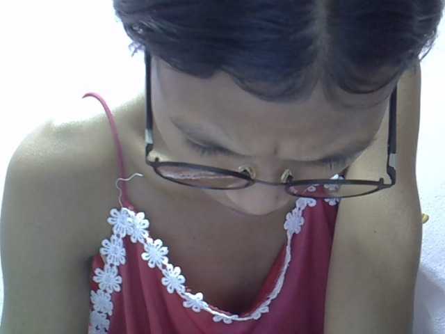 Yalane live cam on BongaCams