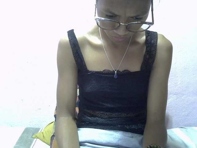 Yalane live cam on BongaCams
