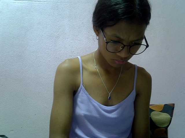 Yalane live cam on BongaCams