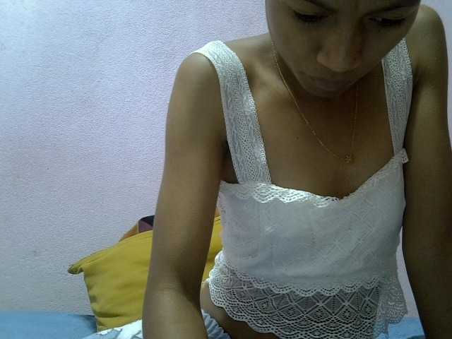 Yalane live cam on BongaCams