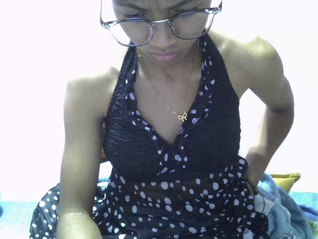 Yalane live webcam show