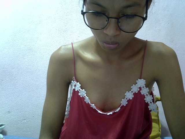 Yalane live cam on BongaCams