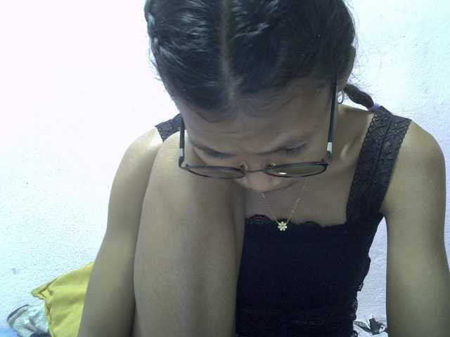 Yalane live cam on BongaCams