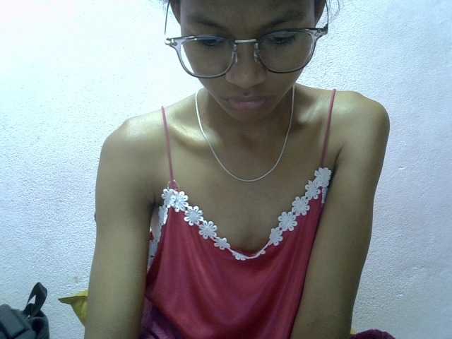 Yalane live cam on BongaCams