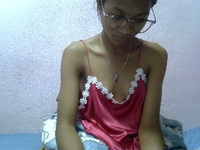 Yalane live cam on BongaCams