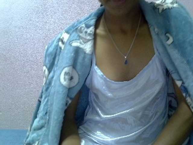 Yalane live cam on BongaCams