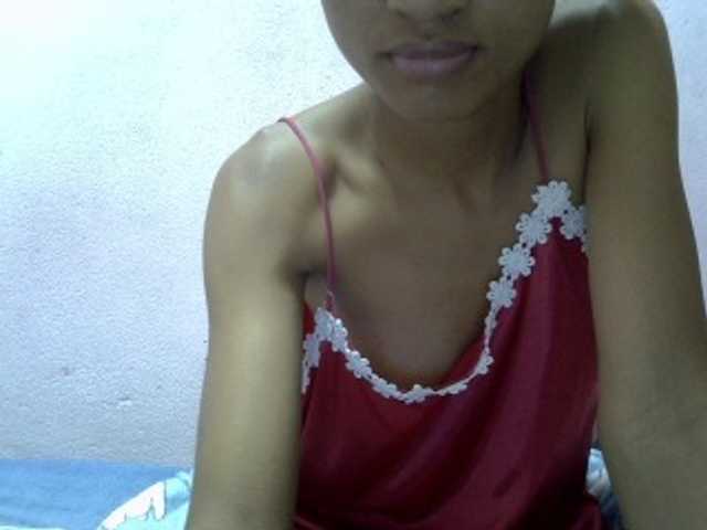 Yalane live cam on BongaCams