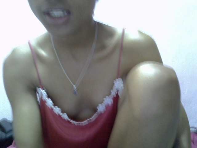 Yalane live cam on BongaCams