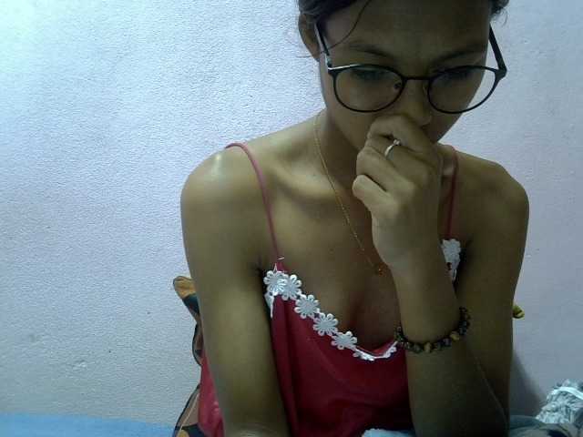 Yalane live cam on BongaCams