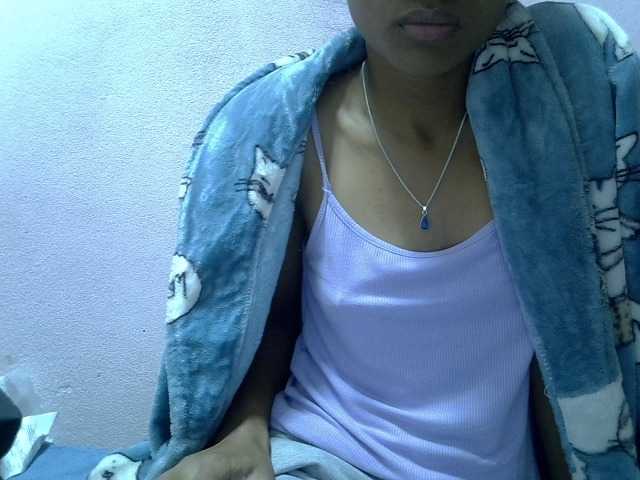 Yalane live cam on BongaCams