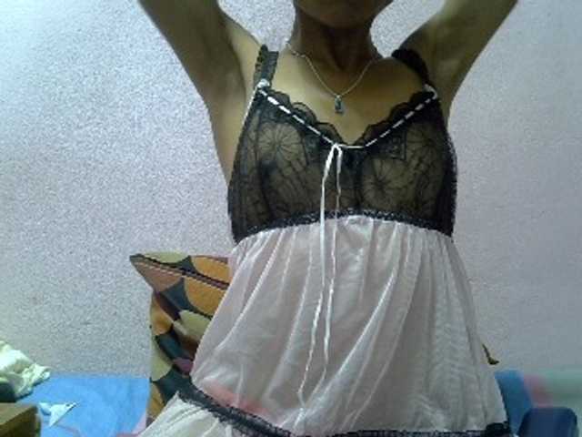 Yalane live cam on BongaCams