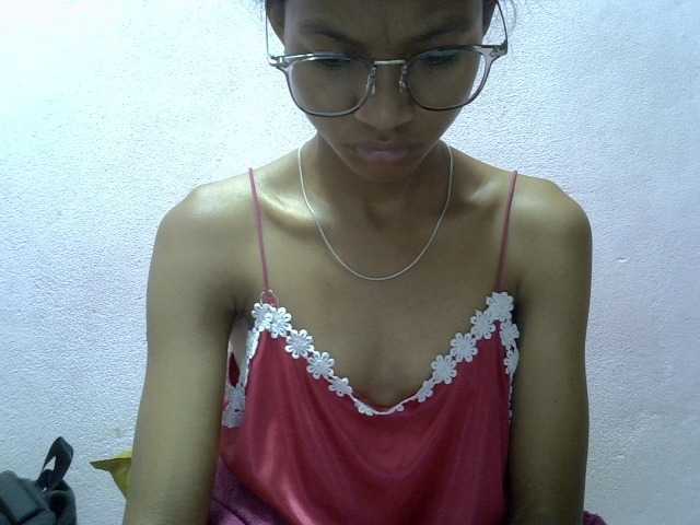 Yalane live cam on BongaCams