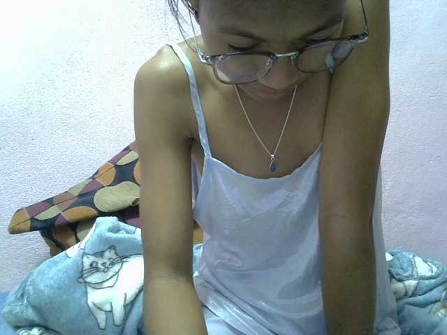 Yalane live webcam show