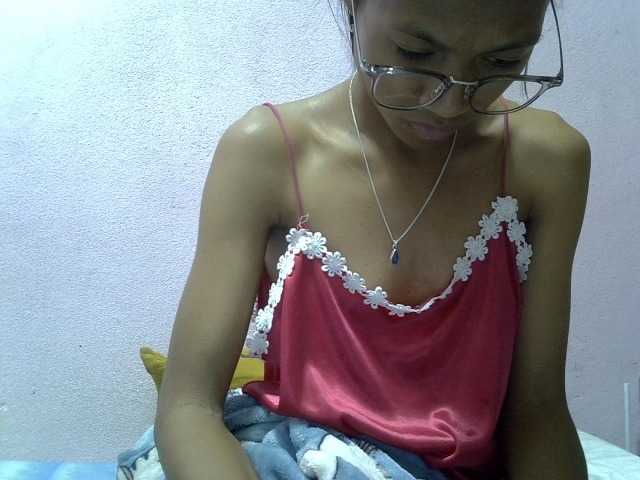 Yalane live cam on BongaCams