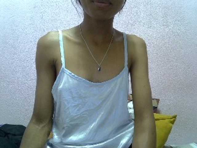 Yalane live cam on BongaCams