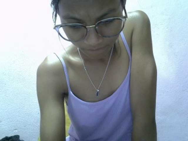 Yalane live cam on BongaCams