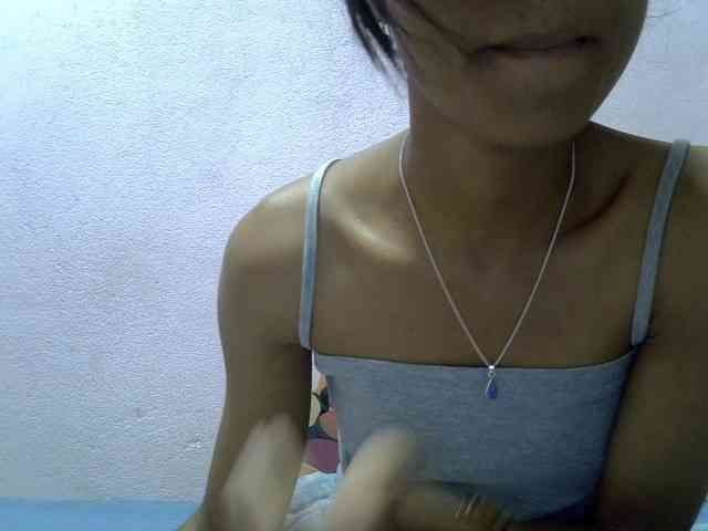 Yalane's cam show statistics and live stream