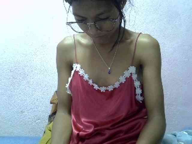Yalane Live Webcam on BongaCams