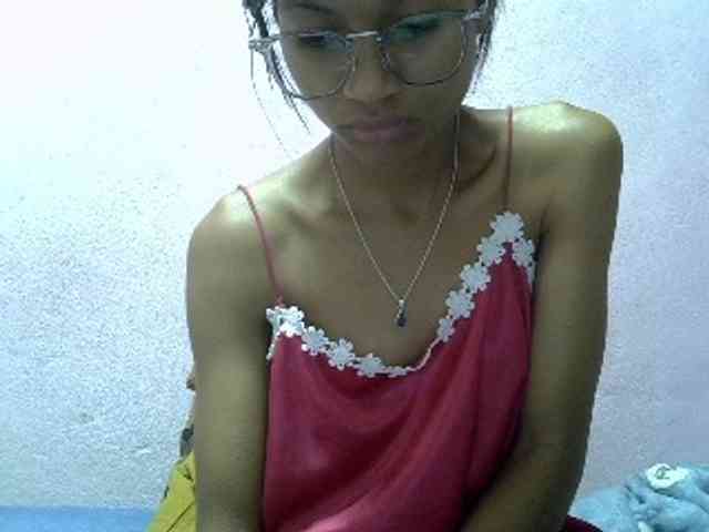 Yalane Live Webcam on BongaCams