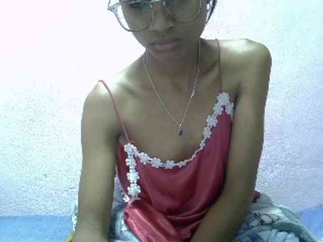 Yalane Live Webcam on BongaCams