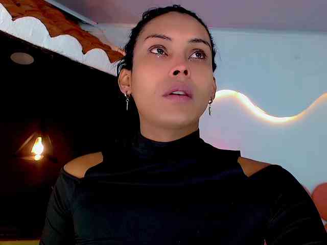 CoralineSweett Sex Cam Show