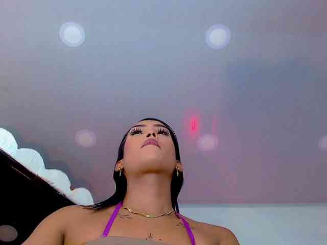 CoralineSweett Live Webcam on BongaCams
