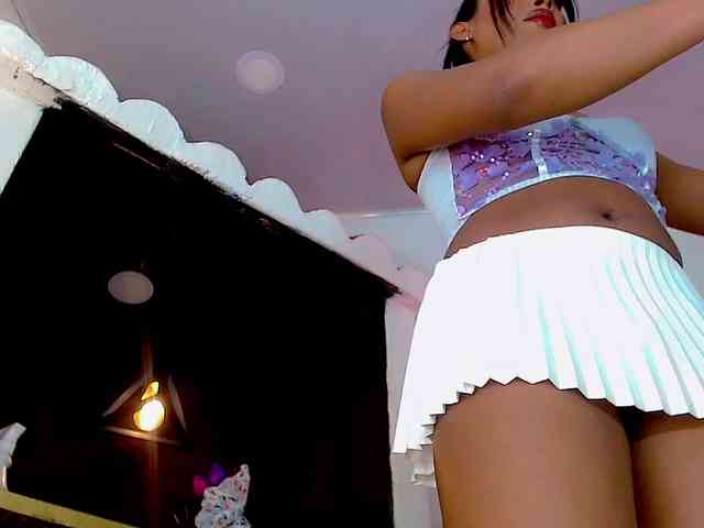 CoralineSweett Sex Cam Show