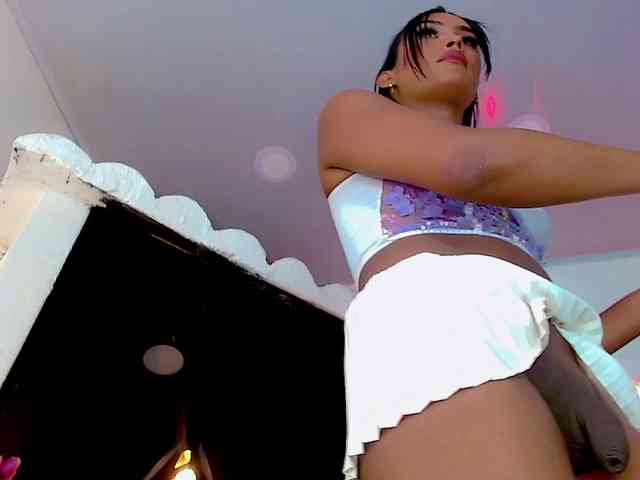 CoralineSweett Sex Cam Show