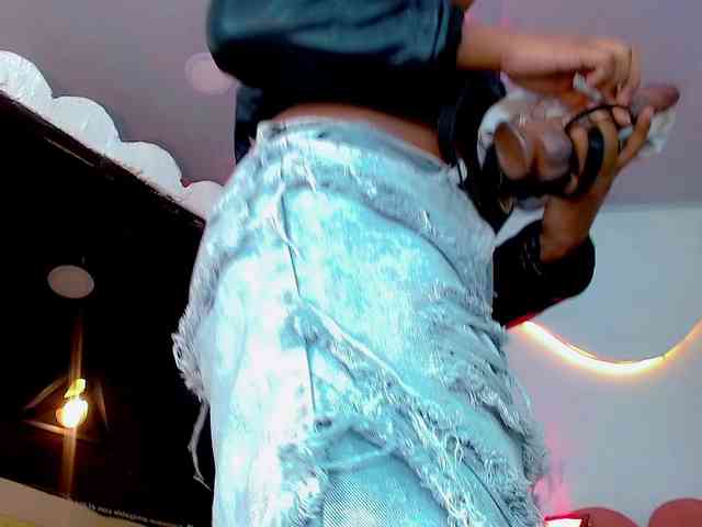 CoralineSweett Live Webcam on BongaCams