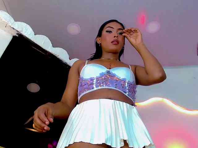 CoralineSweett Sex Cam Show