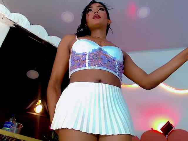 CoralineSweett Sex Cam Show