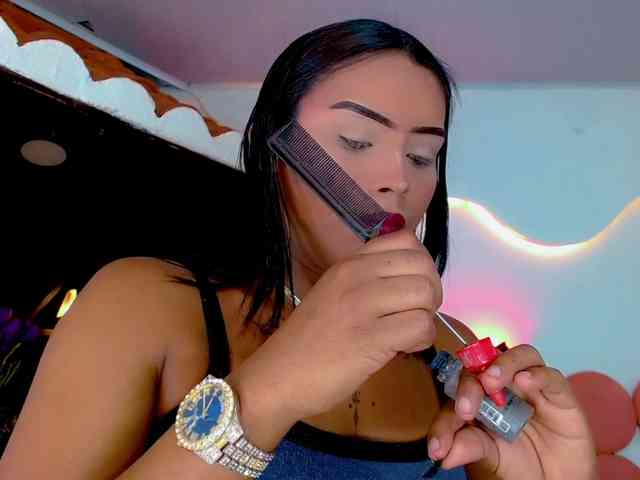 CoralineSweett Sex Cam Show