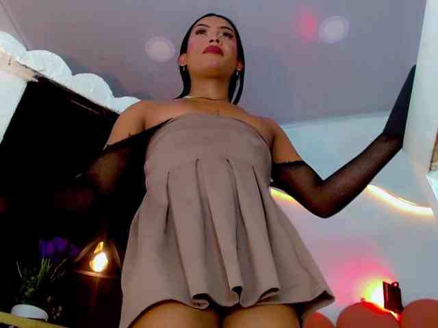 CoralineSweett Sex Cam Show