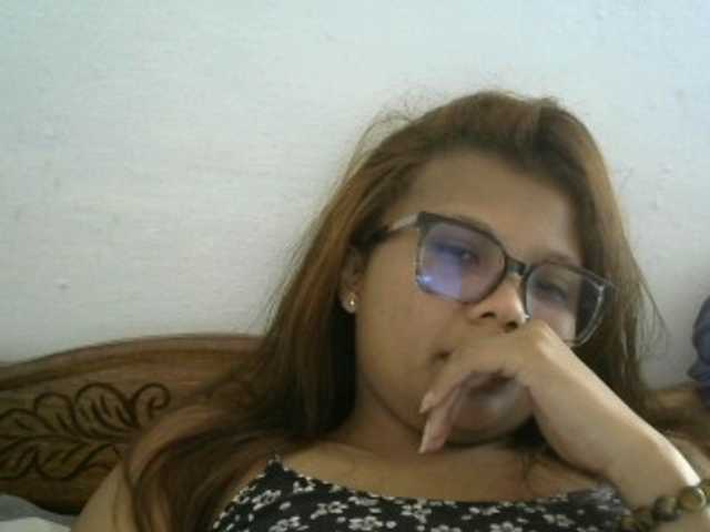 Anelah live cam on BongaCams
