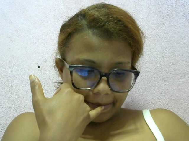 Anelah live cam on BongaCams