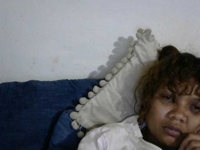 Anelah live cam on BongaCams