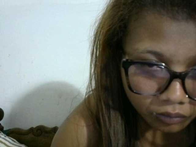 Anelah live cam on BongaCams