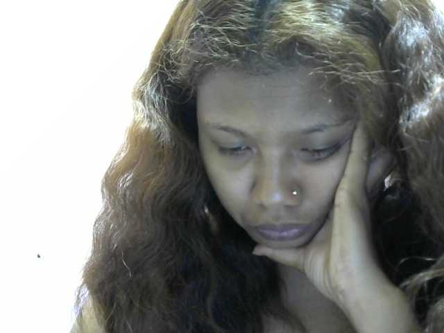Anelah live cam on BongaCams